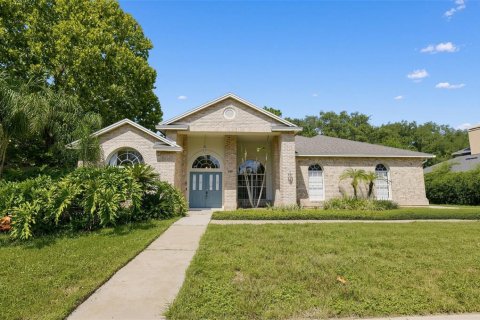 Casa en Winter Springs, Florida 4 dormitorios, 263.84 m2 № 2320818