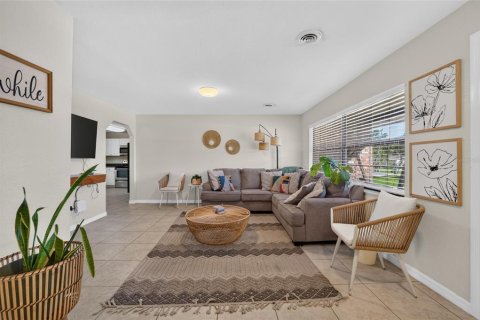 Villa ou maison à vendre à Ocala, Floride: 3 chambres, 150.87 m2 № 2423609 - photo 13