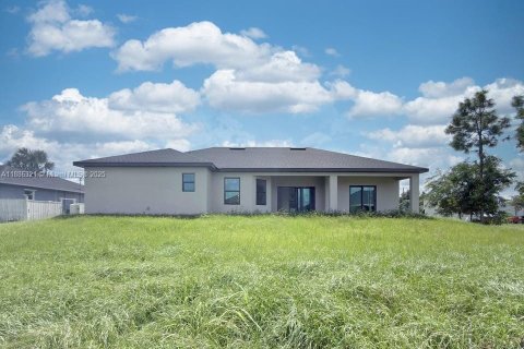 Casa en venta en Lehigh Acres, Florida, 3 dormitorios, 166.95 m2 № 1942459 - foto 17