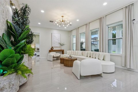 Villa ou maison à vendre à Winter Garden, Floride: 5 chambres, 361.58 m2 № 1907733 - photo 16