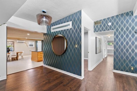 Casa en venta en Tampa, Florida, 3 dormitorios, 165.83 m2 № 1914800 - foto 10