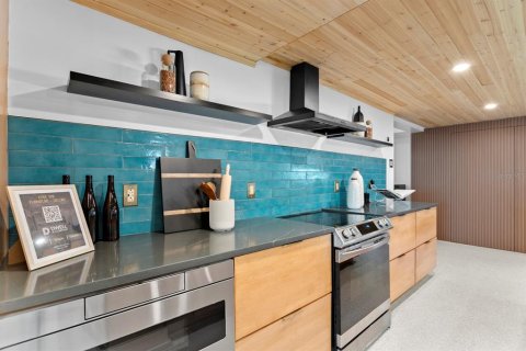 Casa en venta en Tampa, Florida, 3 dormitorios, 165.83 m2 № 1914800 - foto 13