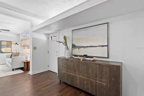 Casa en venta en Tampa, Florida, 3 dormitorios, 165.83 m2 № 1914800 - foto 6