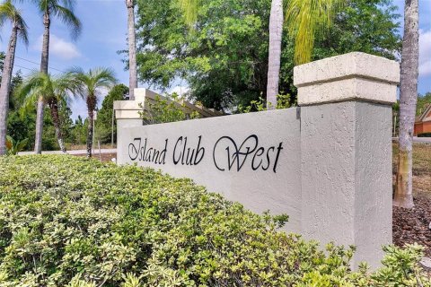 Townhouse in Davenport, Florida 1 bedroom, 73.39 sq.m. № 2266495 - photo 9