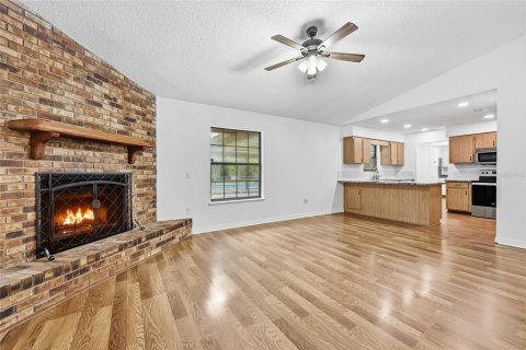 House in Lake Butler, Florida 3 bedrooms, 271.37 sq.m. № 2156177 - photo 5