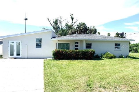 Villa ou maison à vendre à Tampa, Floride: 4 chambres, 162.76 m2 № 2197660 - photo 3
