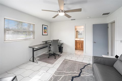 Casa en venta en Saint Petersburg, Florida, 2 dormitorios, 143.07 m2 № 1910879 - foto 18