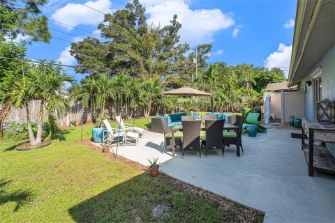 Casa en venta en Saint Petersburg, Florida, 2 dormitorios, 143.07 m2 № 1910879 - foto 25