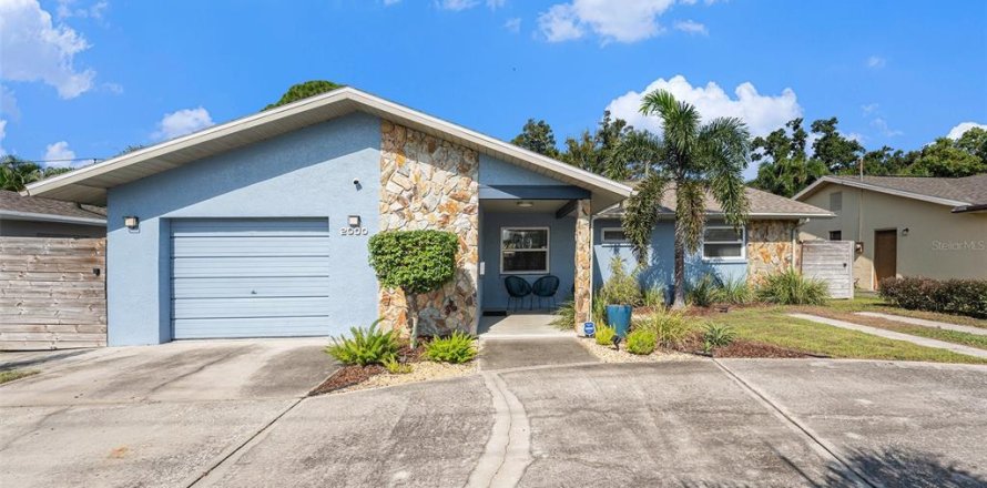 Casa en Saint Petersburg, Florida 2 dormitorios, 143.07 m2 № 1910879