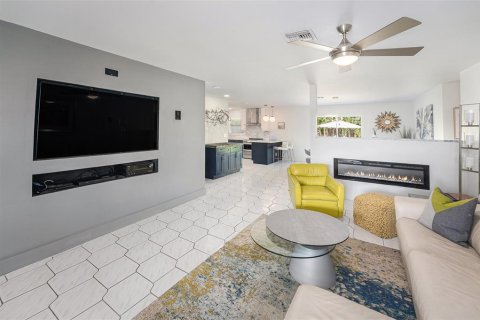 Casa en venta en Saint Petersburg, Florida, 2 dormitorios, 143.07 m2 № 1910879 - foto 6