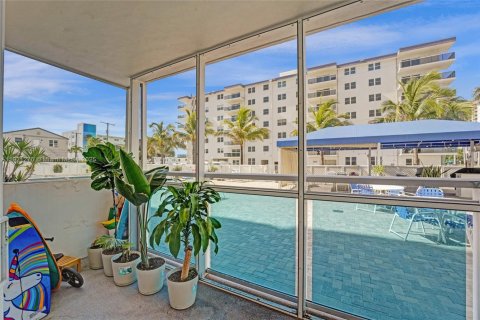 Condominio en venta en Hollywood, Florida, 1 dormitorio, 89.19 m2 № 1974155 - foto 24