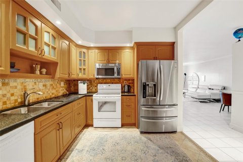 Condominio en venta en Hollywood, Florida, 1 dormitorio, 89.19 m2 № 1974155 - foto 6