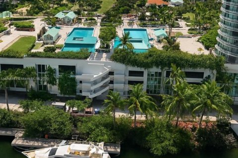 Condominio en venta en Sunny Isles Beach, Florida, 3 dormitorios, 138.61 m2 № 1962920 - foto 23