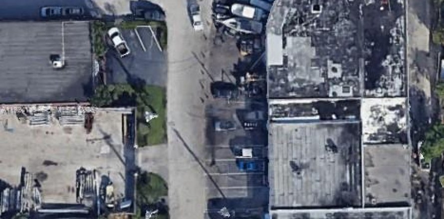 Propiedad comercial en Pompano Beach, Florida № 1982680