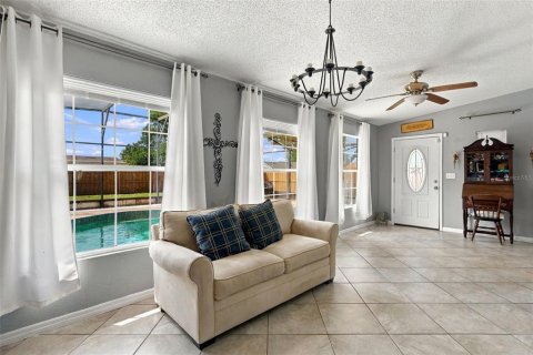 Villa ou maison à vendre à Deltona, Floride: 3 chambres, 111.85 m2 № 2396402 - photo 17