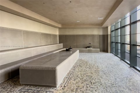 Condo in Miami, Florida, 3 bedrooms  № 1875433 - photo 29