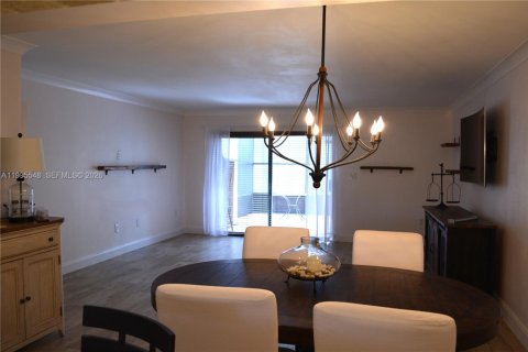 Adosado en alquiler en Doral, Florida, 2 dormitorios, 129.32 m2 № 2063650 - foto 10
