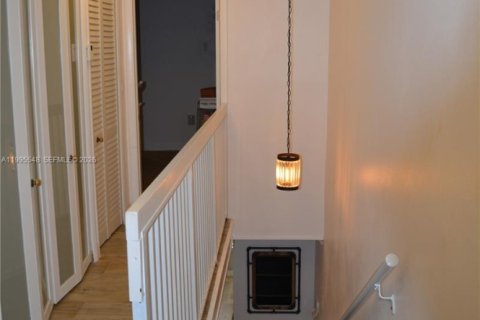 Adosado en alquiler en Doral, Florida, 2 dormitorios, 129.32 m2 № 2063650 - foto 14