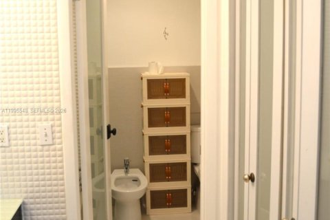 Adosado en alquiler en Doral, Florida, 2 dormitorios, 129.32 m2 № 2063650 - foto 19