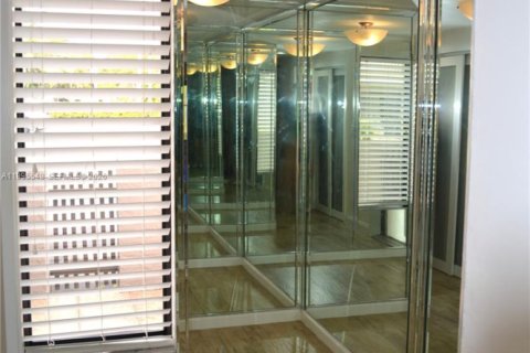 Adosado en alquiler en Doral, Florida, 2 dormitorios, 129.32 m2 № 2063650 - foto 5