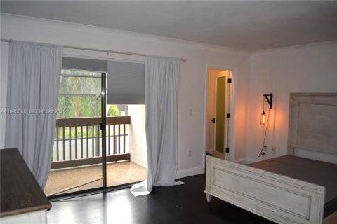 Adosado en alquiler en Doral, Florida, 2 dormitorios, 129.32 m2 № 2063650 - foto 15