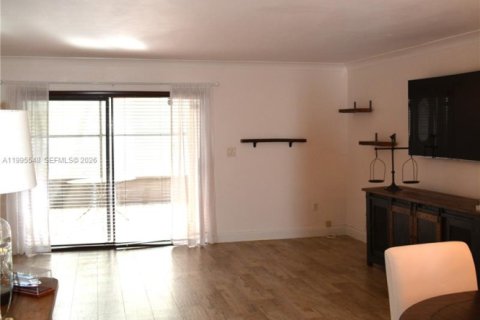 Adosado en alquiler en Doral, Florida, 2 dormitorios, 129.32 m2 № 2063650 - foto 11