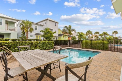 House in Kissimmee, Florida 2 bedrooms, 110.37 sq.m. № 2165960 - photo 3