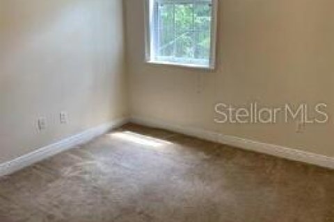 Casa en alquiler en Orlando, Florida, 3 dormitorios, 221.2 m2 № 1903283 - foto 13