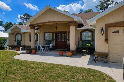 Villa ou maison à vendre à Ocala, Floride: 4 chambres, 208.57 m2 № 2211243 - photo 7