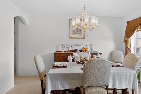 Villa ou maison à vendre à Ocala, Floride: 4 chambres, 208.57 m2 № 2211243 - photo 14
