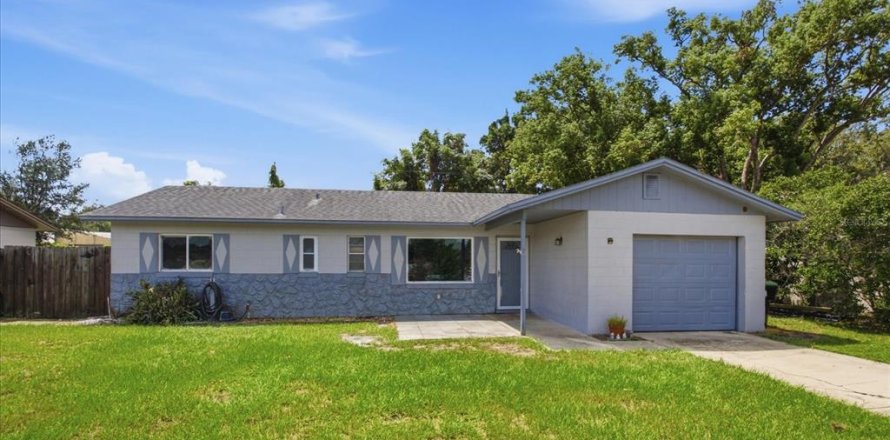 Villa ou maison à Apopka, Floride 3 chambres, 146.04 m2 № 2339087