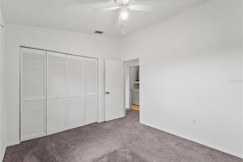 Condo in Punta Gorda, Florida, 2 bedrooms № 2228398 - photo 16