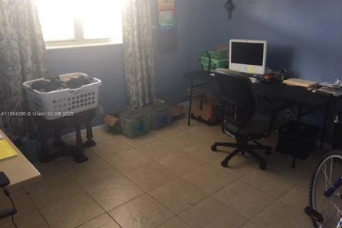 Condominio en alquiler en Sunrise, Florida, 2 dormitorios, 107.95 m2 № 1891270 - foto 4