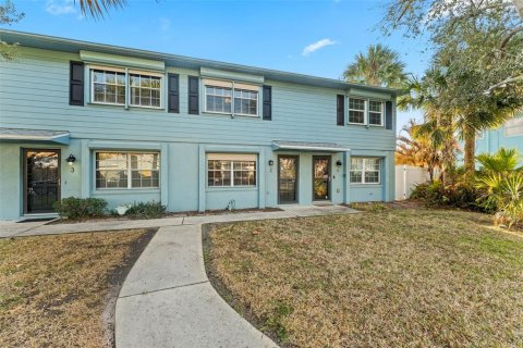 Adosado en venta en New Smyrna Beach, Florida, 2 dormitorios, 101.26 m2 № 2215546 - foto 3