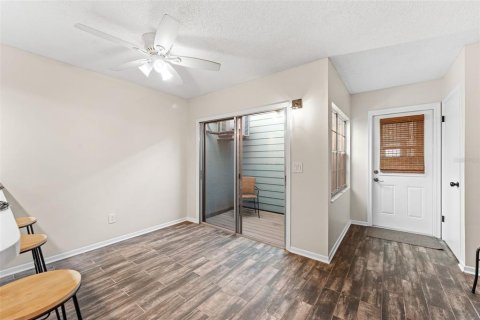 Adosado en venta en New Smyrna Beach, Florida, 2 dormitorios, 101.26 m2 № 2215546 - foto 14