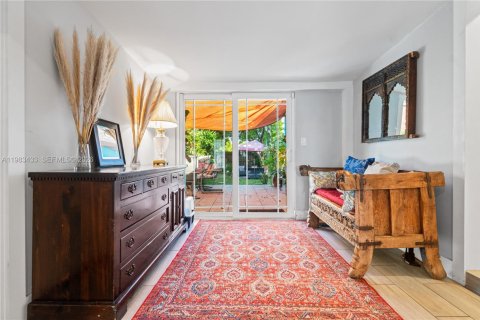 Villa ou maison à louer à Hollywood, Floride: 3 chambres, 104.61 m2 № 2050226 - photo 15