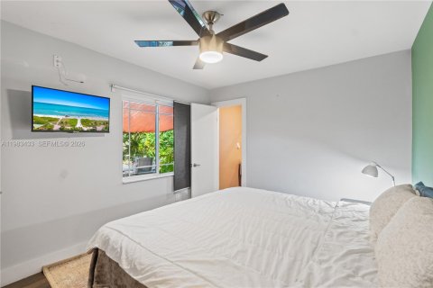 Villa ou maison à louer à Hollywood, Floride: 3 chambres, 104.61 m2 № 2050226 - photo 24