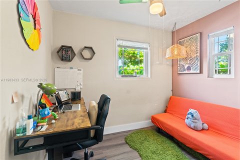 Villa ou maison à louer à Hollywood, Floride: 3 chambres, 104.61 m2 № 2050226 - photo 20