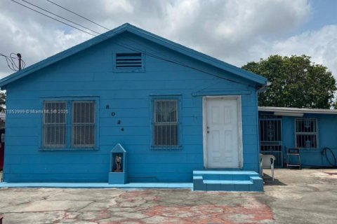 Купить виллу или дом в Майами, Флорида 3 спальни, 152.17м2, № 1962332 - фото 1