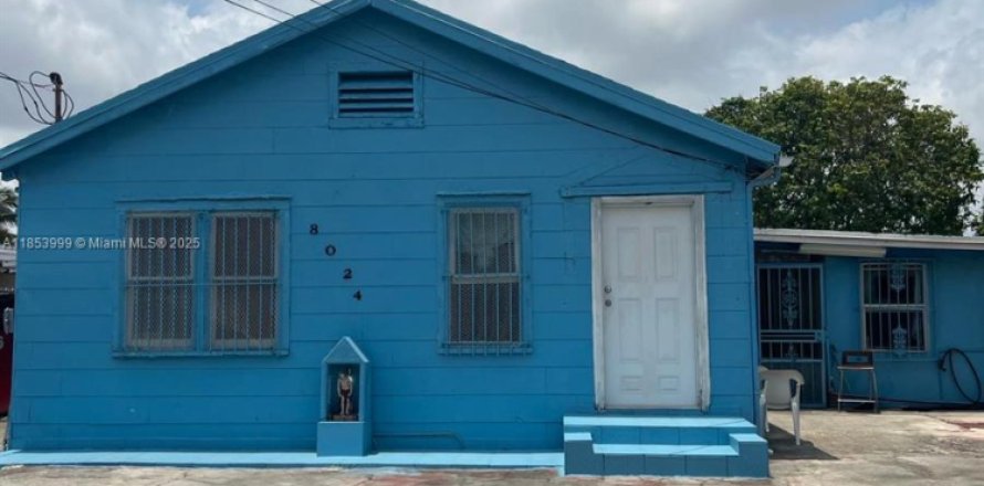 Дом в Майами, Флорида 3 спальни, 152.17м2 № 1962332