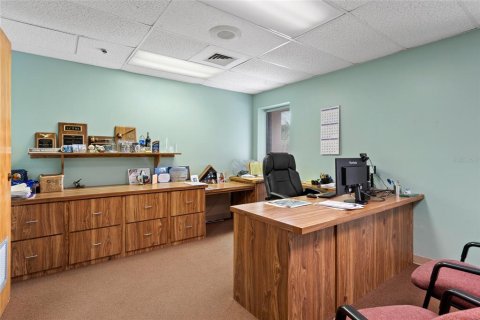 Immobilier commercial à louer à Crystal River, Floride: 597.36 m2 № 1629202 - photo 22