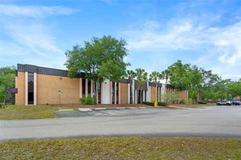Immobilier commercial à louer à Crystal River, Floride: 597.36 m2 № 1629202 - photo 3