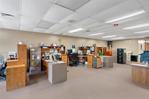 Immobilier commercial à louer à Crystal River, Floride: 597.36 m2 № 1629202 - photo 21