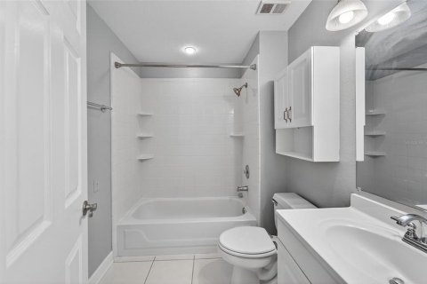 Copropriété à vendre à Tampa, Floride: 1 chambre, 75.72 m2 № 1900317 - photo 30