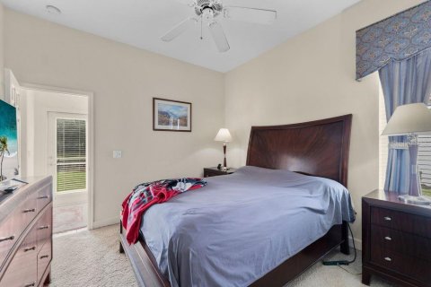 House in Bradenton, Florida 4 bedrooms, 214.05 sq.m. № 2406944 - photo 22