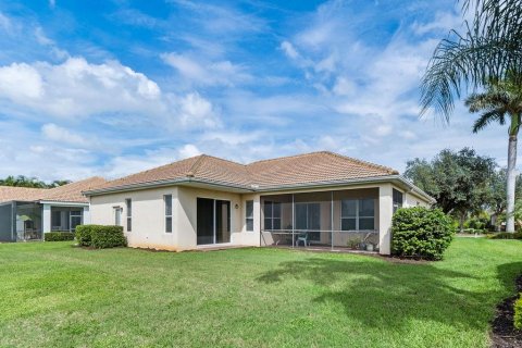 House in Bradenton, Florida 4 bedrooms, 214.05 sq.m. № 2406944 - photo 6