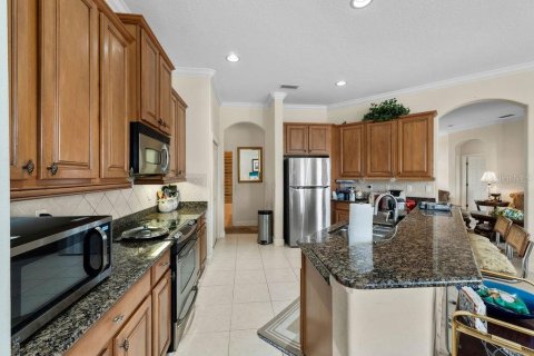House in Bradenton, Florida 4 bedrooms, 214.05 sq.m. № 2406944 - photo 14
