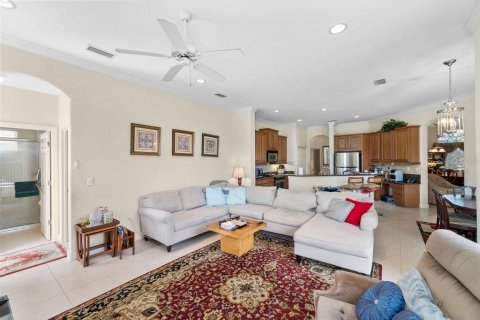 House in Bradenton, Florida 4 bedrooms, 214.05 sq.m. № 2406944 - photo 17