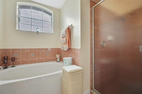 House in Spring Hill, Florida 3 bedrooms, 147.9 sq.m. № 2259407 - photo 23