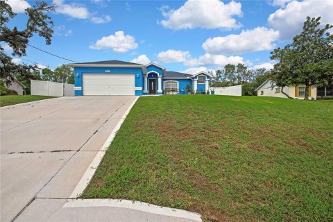 House in Spring Hill, Florida 3 bedrooms, 147.9 sq.m. № 2259407 - photo 4
